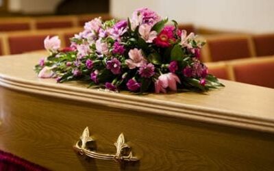 ¿Por qué se incinera con ataúd? Información que debes saber sobre la cremación en España durante el 2022